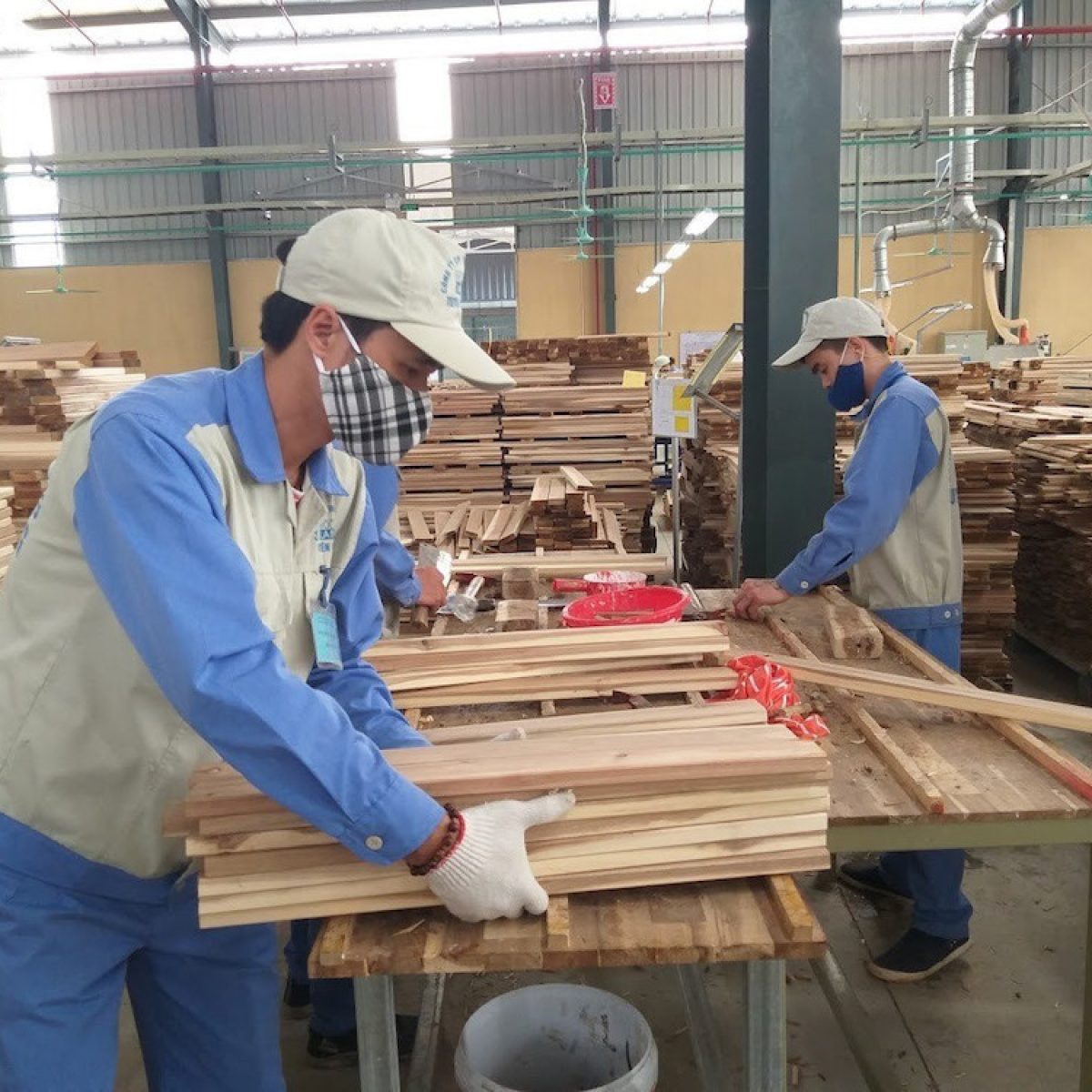 xuat-khau-167-387-749